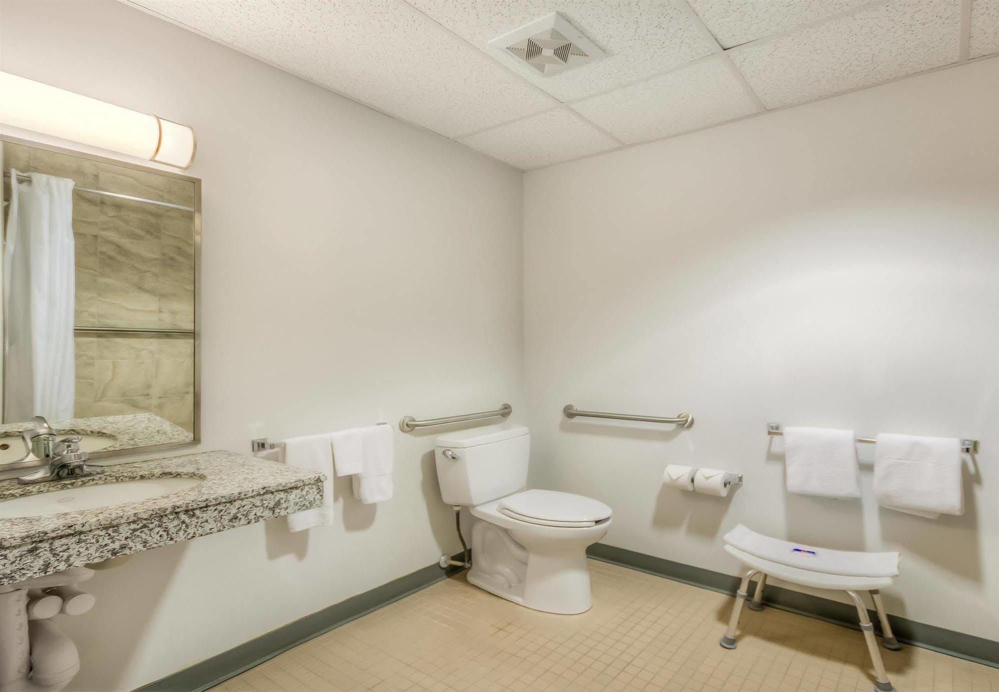 Motel 6-Estevan, Sk Zewnętrze zdjęcie