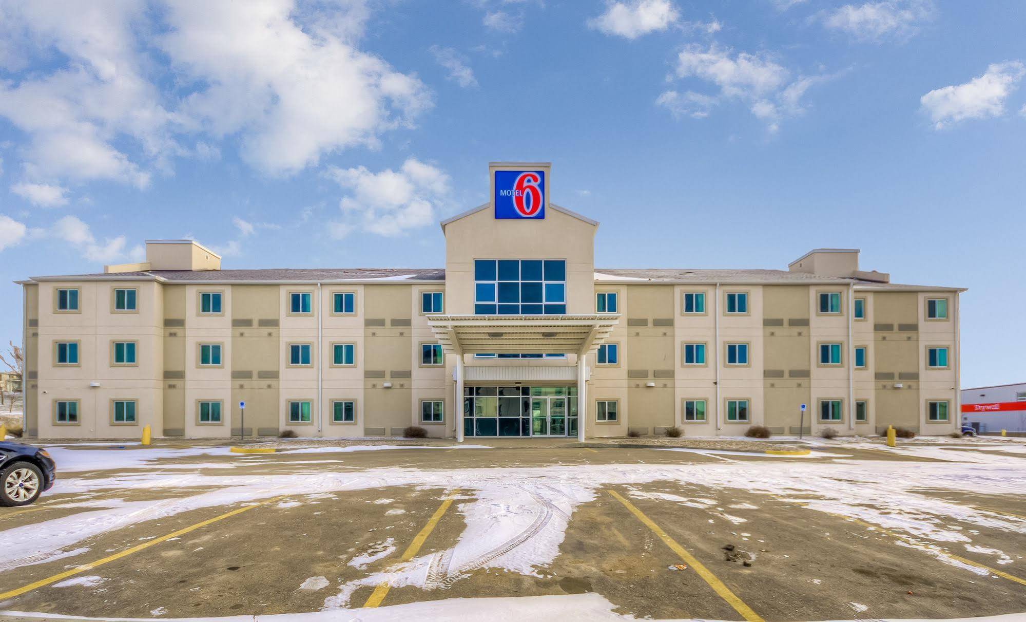 Motel 6-Estevan, Sk Zewnętrze zdjęcie
